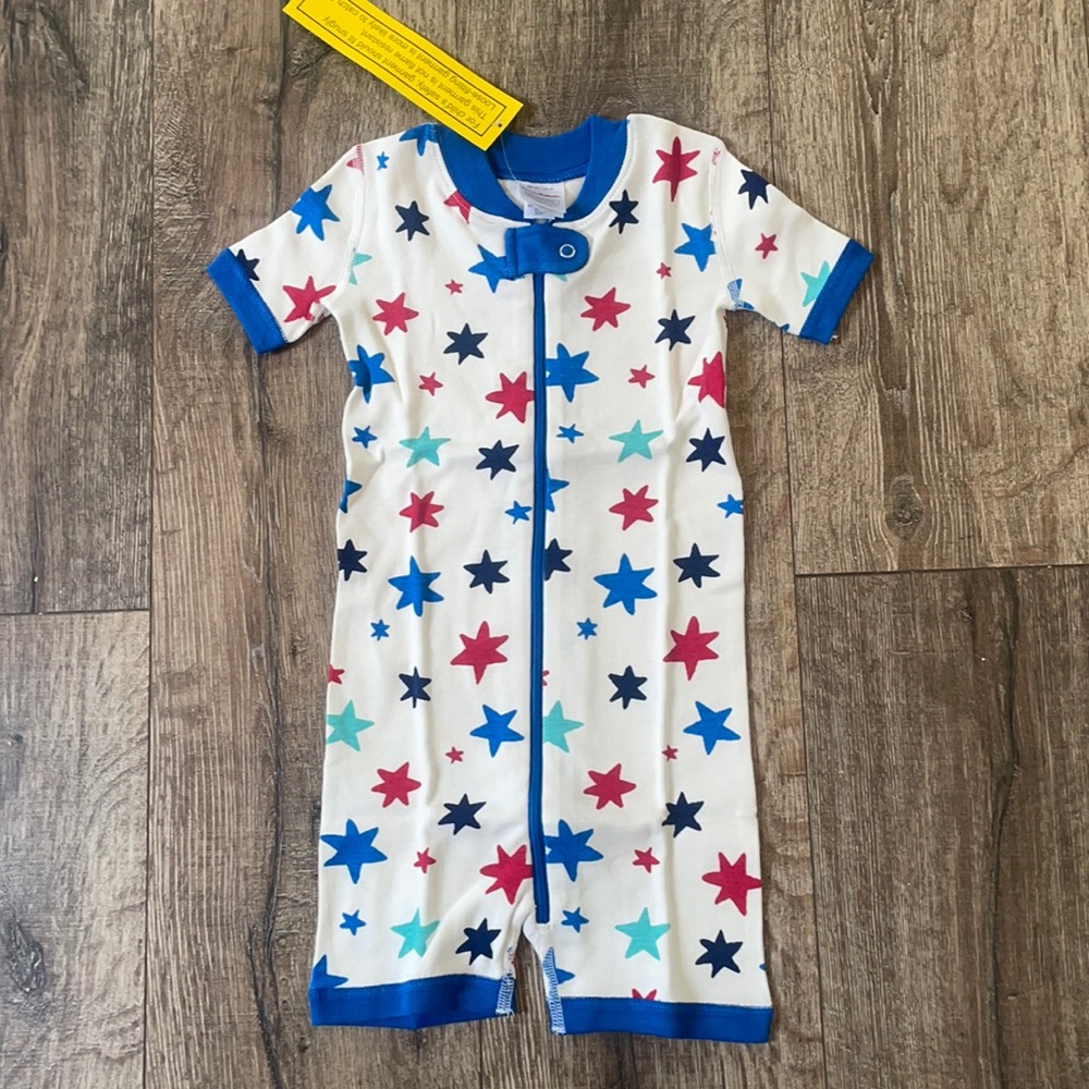 Hanna Andersson organic star print sleeper size 2T
